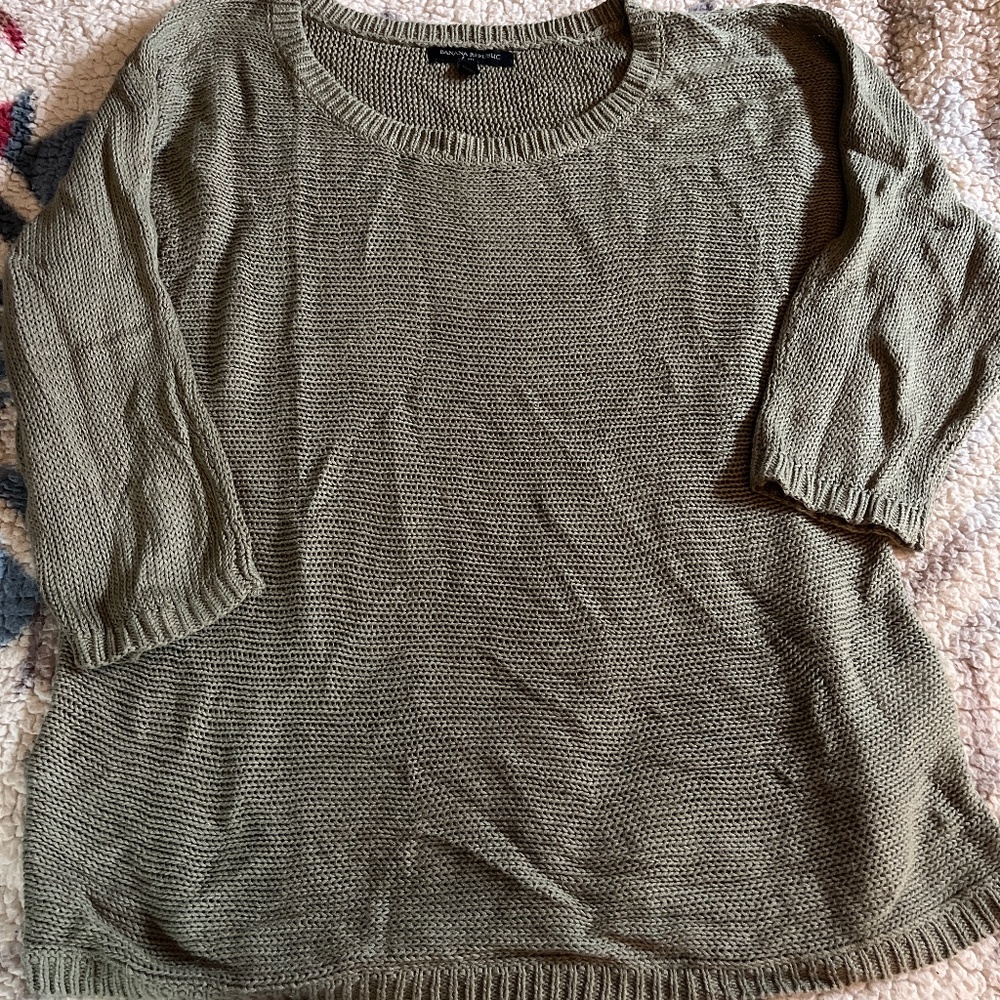 Banana Republic Light weight 3/4 sleeve sweater
